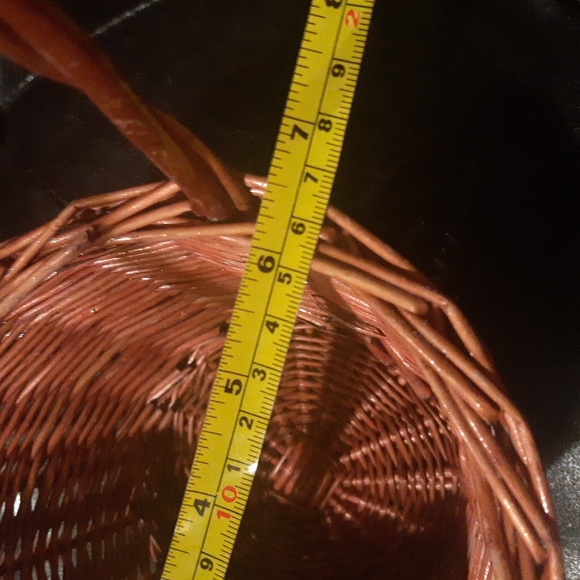 Circle Wicker Basket - Picture 8 of 10